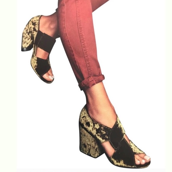 CAbi Shoes - Cabi Interblock Heels #6016